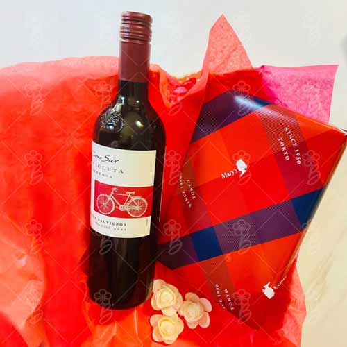 Red Wine With Chocolate Box