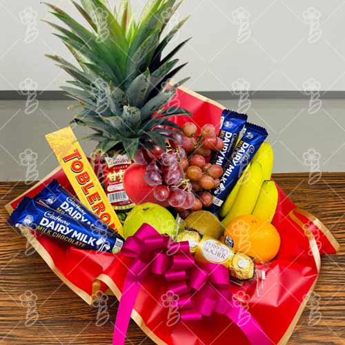 Fruits And Assorted Chocolates