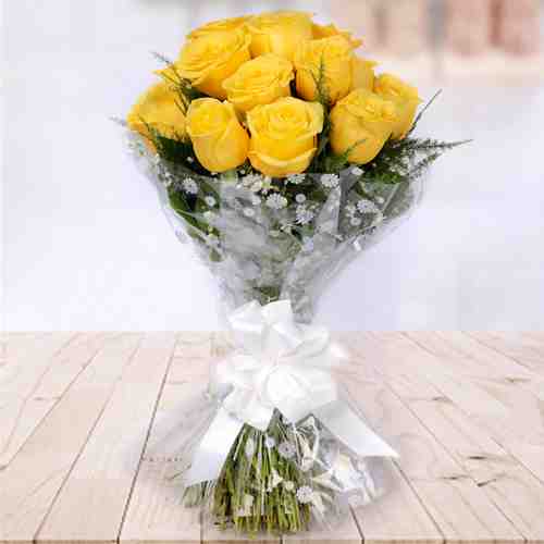 12 Yellow Roses