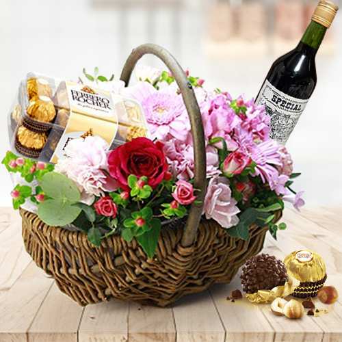 Roamntic Arrangement